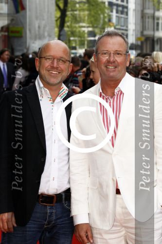 Amsterdam 17 april 2011
Premiere Zorro in het nieuwe de la mar theater. Fred Butter met vriend
Peter Smulders bv