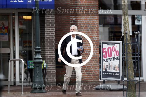 Breukelen 26 maart 2011
Frits Kroymans doet boodschappen in Breukelen.
Peter Smulders bv
