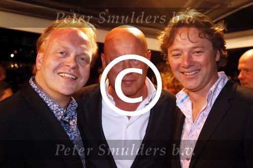 Den Haag 6 april 2011
Premiere alle tijd met oa Paul de leeuw in pathe spuiplein. Frits Wester Frits Huffnagel en Frits Sissing
Peter Smulders bv