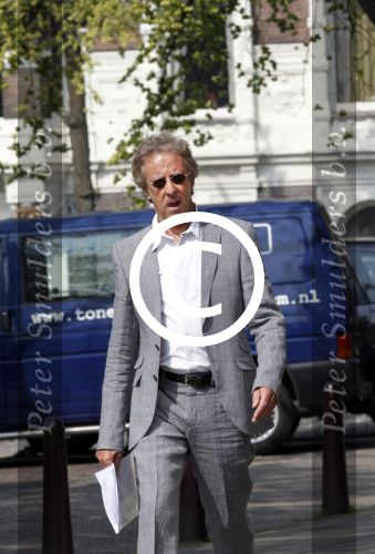 Amsterdam 17 april 2011
Hans v Wilgenburg op straat.
Peter Smulders bv