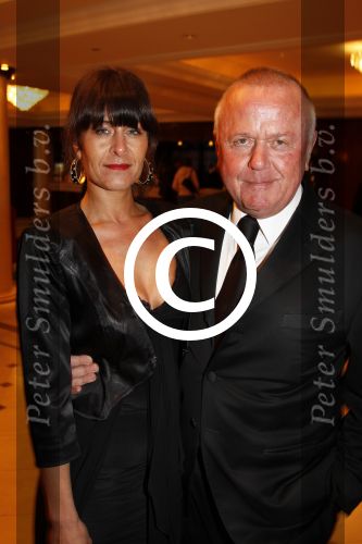 Noordwijk 26 maart 2011
Spieren voor spieren gala in hotels van Oranje. Harry Mens met zijn vriendin Lara
Peter Smulders bv