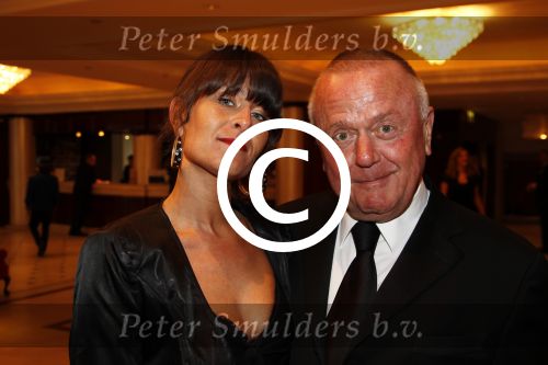 Noordwijk 26 maart 2011
Spieren voor spieren gala in hotels van Oranje. Harry Mens met zijn vriendin Lara
Peter Smulders bv