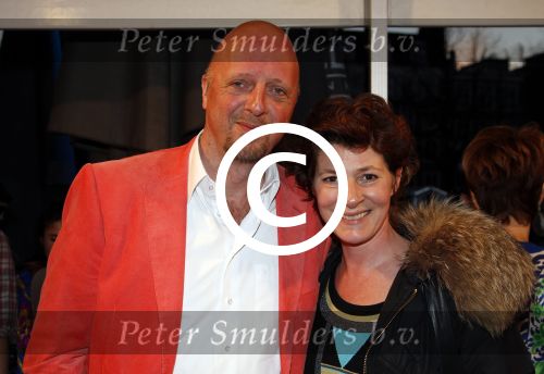 Den Haag 6 april 2011
Premiere alle tijd met oa Paul de leeuw in pathe spuiplein. Haye v d Heyden met vrouw
Peter Smulders bv