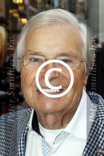 Amsterdam 17 april 2011
Premiere Zorro in het nieuwe de la mar theater. Henk Pleket met vrouw
Peter Smulders bv