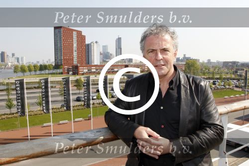 Rotterdam 18 april 2011
Presentatie cd Sjoerd Pleijsier op de boot SS Rotterdam. Huub Stapel
Peter Smulders bv