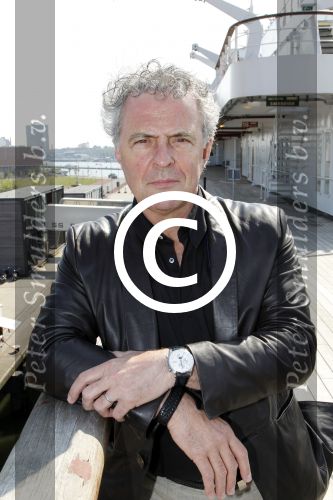 Rotterdam 18 april 2011
Presentatie cd Sjoerd Pleijsier op de boot SS Rotterdam. Huub Stapel
Peter Smulders bv