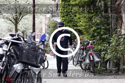 Amsterdam 12 april 2011
Huub Stapel aan het snelwandelen om in conditie te blijven.
Peter Smulders bv