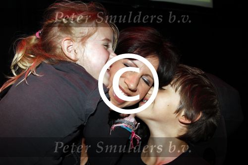 Amsterdam 13 april 2011
Mama van het jaar verkiezing in Panama. Isa Hoes met zoon Merlijn en dochter Vlinder
Peter Smulders bv