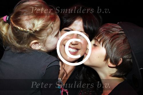 Amsterdam 13 april 2011
Mama van het jaar verkiezing in Panama. Isa Hoes met zoon Merlijn en dochter Vlinder
Peter Smulders bv
