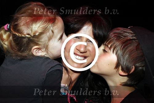 Amsterdam 13 april 2011
Mama van het jaar verkiezing in Panama. Isa Hoes met zoon Merlijn en dochter Vlinder
Peter Smulders bv