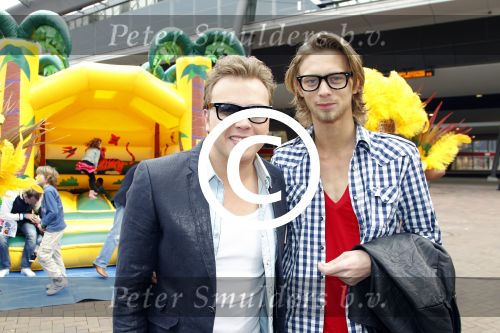 Amsterdam 16 april 2011
Premiere Rio bij pathe Arena. Jamai Looman met vriend
Peter Smulders bv