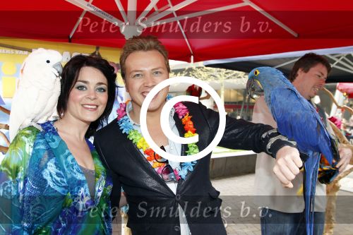 Amsterdam 16 april 2011
Premiere Rio bij pathe Arena. Jamai Looman met Kim Lian v d Meij
Peter Smulders bv