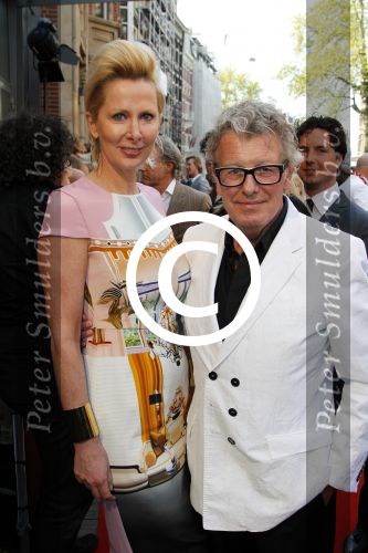 Amsterdam 17 april 2011
Premiere Zorro in het nieuwe de la mar theater. Jan en Monique des Bouvrie
Peter Smulders bv
