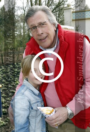 Kaatsheuvel 20 maart 2011
Relaties van Princess in de efteling. jan v Veen met kleindochter
Peter Smulders bv