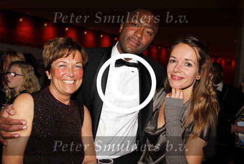 Rotterdam 14 april 2011
Premiere Spamelot in het nieuwe Luxor met in de hoofdrollen oa Johhny Kraaijkamp jr Paul Groot Owen Schumacher en Linda Wagemakers. Jaoa varela met vriendin en moeder
Peter Smulders bv