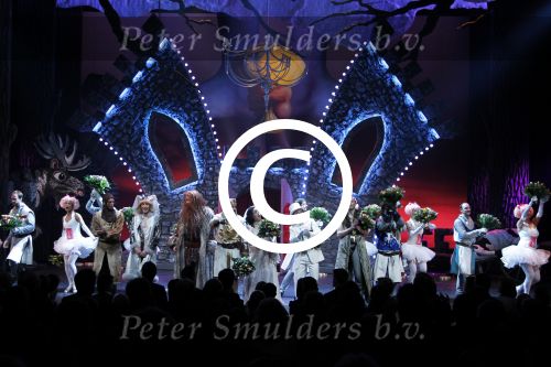 Rotterdam 14 april 2011
Premiere Spamelot in het nieuwe Luxor met in de hoofdrollen oa Johhny Kraaijkamp jr Paul Groot Owen Schumacher en Linda Wagemakers.
Peter Smulders bv