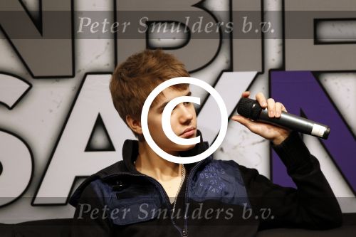 Rotterdam 27 maart 2011
Persconferentie van Justin Bieber in Ahoy. Peter v d Vorst begeleide het.
Peter Smulders bv