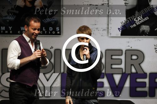Rotterdam 27 maart 2011
Persconferentie van Justin Bieber in Ahoy. Peter v d Vorst begeleide het.
Peter Smulders bv