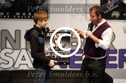 Rotterdam 27 maart 2011
Persconferentie van Justin Bieber in Ahoy. Peter v d Vorst begeleide het.
Peter Smulders bv