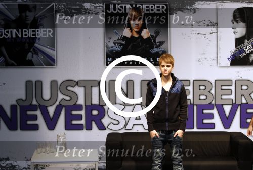 Rotterdam 27 maart 2011
Persconferentie van Justin Bieber in Ahoy. Peter v d Vorst begeleide het.
Peter Smulders bv