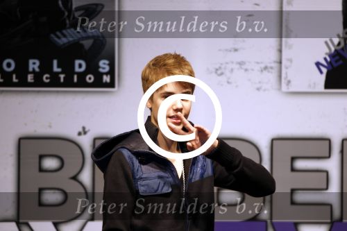 Rotterdam 27 maart 2011
Persconferentie van Justin Bieber in Ahoy. Peter v d Vorst begeleide het.
Peter Smulders bv