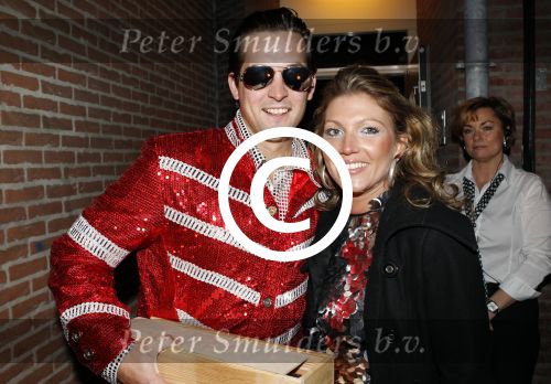 Nieuwegein 20 maart 2011
Surprisefeeste voor Yolanthe Sneijder Cabau georganiseerd door haar man wesley Sneijder bij Will\'s restaurant in Nieuwegein. Kai Lerby met vriendin
Peter Smulders bv