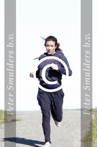 Uitdam 19 maart 
Katja Romer Schuurman aan het hardlopen bij haar op de dijk in uitdam.
Peter Smulders bv