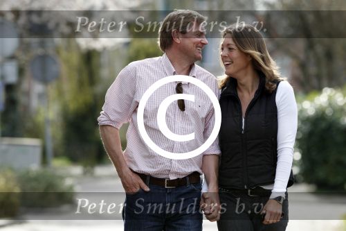 Breukelen 2 april 2011
De ex man van Mariska v Kolck Knut Jacobsen met zijn nieuwe vrienin Wia Kort.
Peter Smulders bv