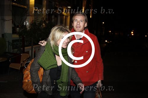 Amsterdam 22 maart 2011
Jort kelder en Lauren Verster voor het eerst samen op de foto. Ze vertrokken vanaf het huis van lauren om in de stad iets te gaan eten.
Peter Smulders bv