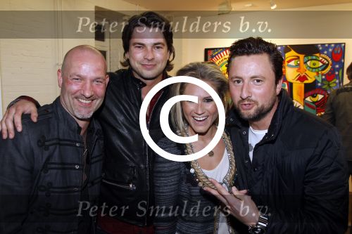 Amsterdam 24 maart 2011
Opening expositie Eddy Zoe en zijn vrouw Marieke Hulsegge. Nikkie Plessen Rick Brandsteder en Dennis Weening
Peter Smulders bv