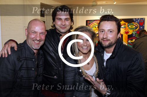 Amsterdam 24 maart 2011
Opening expositie Eddy Zoe en zijn vrouw Marieke Hulsegge. Nikkie Plessen Rick Brandsteder en Dennis Weening
Peter Smulders bv