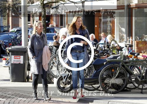 Amsterdam 23 maart 2011
Presentatie styling guide by Danie Bles. Pauline Mol Huizinga
Peter Smulders bv
