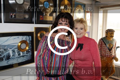 Blaricum 18 maart 2011
Jose Hoebee en Peggy March nemen samen een single op bij de Bolland studio\'s
Peter Smulders bv