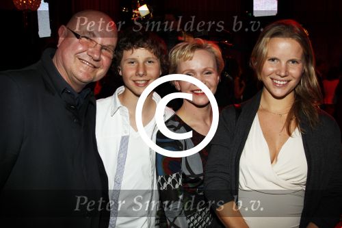 Amsterdam 28 maart 2011
Uitreiking van de rembrandts in  de escape. Renee Soutendijk met man ted Lensen dochter Caro Lensen ( zwanger) en zoon
Peter Smulders bv