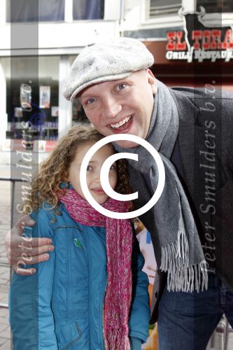 Amsterdam 20 maart 2011
Premiere Hop in Tuschinski. Ruben v d Meer met dochter
Peter Smulders bv