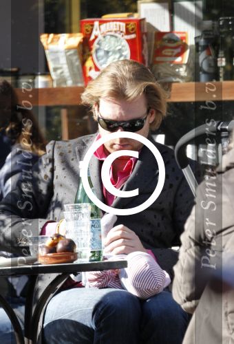 Amsterdam 19 maart 2011
Rutger Castricum met vriendin en baby op terras in Amsterdam.
Peter Smulders bv