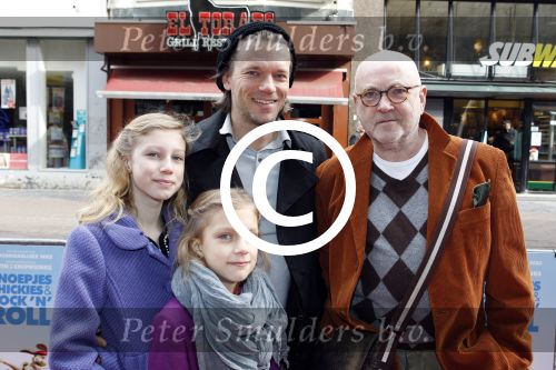 Amsterdam 20 maart 2011
Premiere Hop in Tuschinski. Serge Henri Valcke met kennis 
Peter Smulders bv