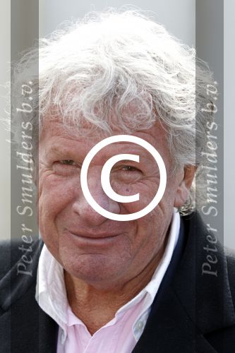 Kaatsheuvel 20 maart 2011
Relaties van Princess in de efteling. Willibrord Frequin  eet poffertjes
Peter Smulders bv