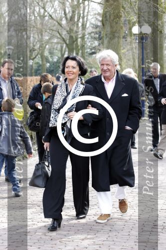 Kaatsheuvel 20 maart 2011
Relaties van Princess in de efteling. Willibrord Frequin met zijn vriendin Elise
Peter Smulders bv