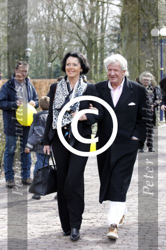 Kaatsheuvel 20 maart 2011
Relaties van Princess in de efteling. Willibrord Frequin met zijn vriendin Elise
Peter Smulders bv