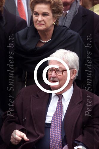 Breukelen 28 maart 2001
Opening van het Albert Heyn gebouw op Neyenrode.
Albert Heyn met zijn vrouw

Foto Peter Smulders bv