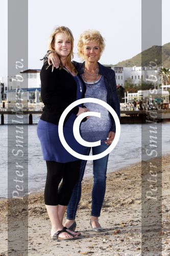 Bodrum Turkije 16 3n 17 april 2012
Muziekreis naar Bodrum met div artiesten waaronder Sieneke Marianne Weber Koos Alberts Gebroeders Ko Peter Beense Helemaal Hollands de piraten toppers Willem Barth Django Wagner Vinzzent Gino Graus Annie Schilder en Jan Keizer.
Peter Smulders bv