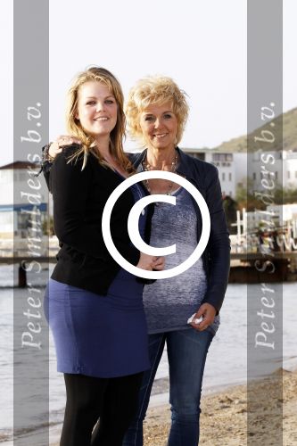 Bodrum Turkije 16 3n 17 april 2012
Muziekreis naar Bodrum met div artiesten waaronder Sieneke Marianne Weber Koos Alberts Gebroeders Ko Peter Beense Helemaal Hollands de piraten toppers Willem Barth Django Wagner Vinzzent Gino Graus Annie Schilder en Jan Keizer.
Peter Smulders bv