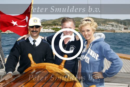 Bodrum Turkije 16 3n 17 april 2012
Muziekreis naar Bodrum met div artiesten waaronder Sieneke Marianne Weber Koos Alberts Gebroeders Ko Peter Beense Helemaal Hollands de piraten toppers Willem Barth Django Wagner Vinzzent Gino Graus Annie Schilder en Jan Keizer.
Peter Smulders bv