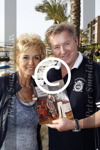Bodrum Turkije 16 3n 17 april 2012
Muziekreis naar Bodrum met div artiesten waaronder Sieneke Marianne Weber Koos Alberts Gebroeders Ko Peter Beense Helemaal Hollands de piraten toppers Willem Barth Django Wagner Vinzzent Gino Graus Annie Schilder en Jan Keizer.
Peter Smulders bv