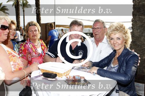 Bodrum Turkije 16 3n 17 april 2012
Muziekreis naar Bodrum met div artiesten waaronder Sieneke Marianne Weber Koos Alberts Gebroeders Ko Peter Beense Helemaal Hollands de piraten toppers Willem Barth Django Wagner Vinzzent Gino Graus Annie Schilder en Jan Keizer.
Peter Smulders bv