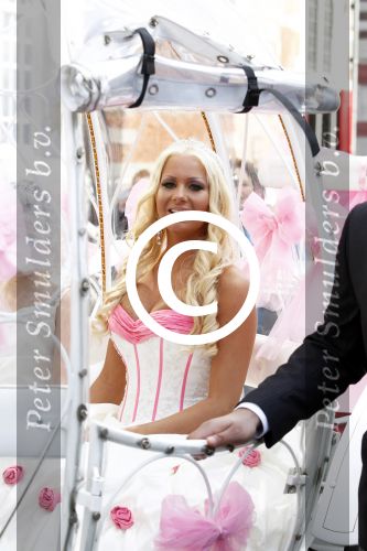Scheveningen en Den Haag 1 april 2012
Trouwen Samantha de Jong ( Barbie uit oh oh Cherso) en Michael v d Plas.
Peter Smulders bv