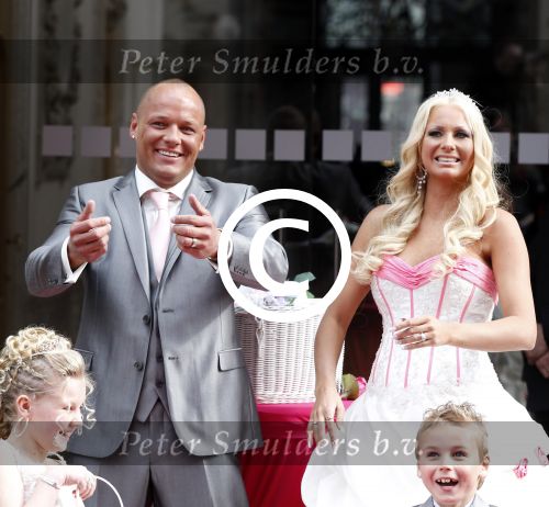Scheveningen en Den Haag 1 april 2012
Trouwen Samantha de Jong ( Barbie uit oh oh Cherso) en Michael v d Plas.
Peter Smulders bv