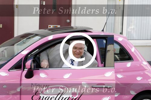 Scheveningen en Den Haag 1 april 2012
Trouwen Samantha de Jong ( Barbie uit oh oh Cherso) en Michael v d Plas. Barbie manager
Peter Smulders bv