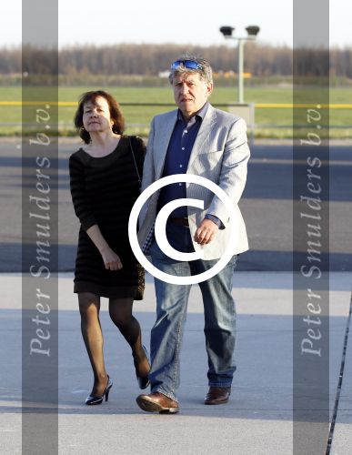 Leiden Valkenburg 25 maart 2012
500e voorstelling van Soldaat van oranje. Bartho Braat met zijn vrouw
Peter Smulders bv